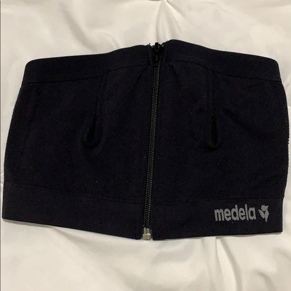 Medela Pumping Bra - Picture 1 of 5